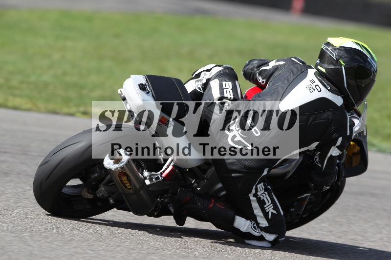 /Archiv-2022/63 10.09.2022 Speer Racing ADR/Gruppe rot/backside